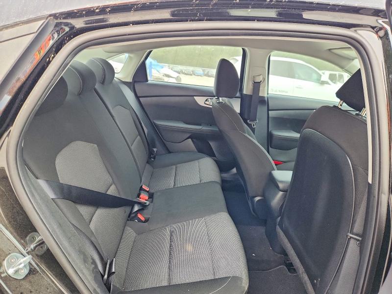 2023 Kia Forte მანქანა იყიდება აუქციონზე, vin: 3KPF24AD9PE551266, აუქციონის ნომერი: 48640646