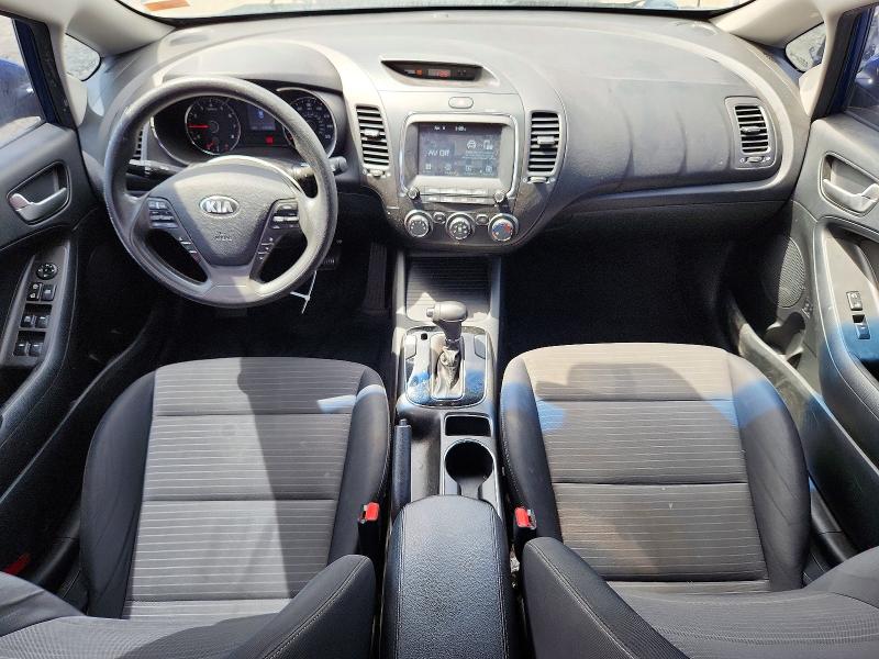 48632106 :رقم المزاد ، 3KPFL4A76JE247598 vin ، 2018 Kia Forte مزاد بيع
