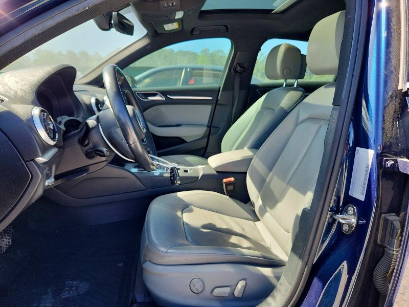 Продаж на аукціоні авто 2019 Audi A3, vin: WAUJEGFF4KA107315, номер лоту: 49796546