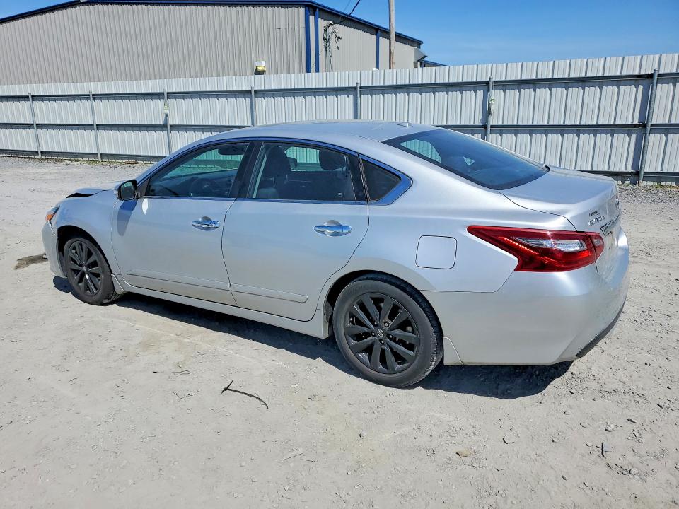 Продаж на аукціоні авто 2018 Nissan Altima, vin: 1N4AL3AP2JC223798, номер лоту: 51153686