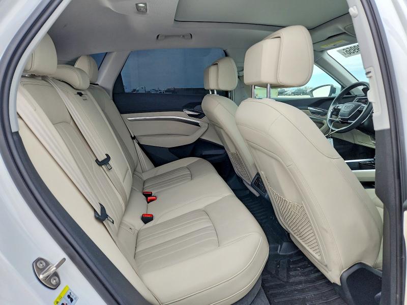 Auction sale of the 2021 Audi E-tron, vin: WA1AAAGE8MB038556, lot number: 50699956
