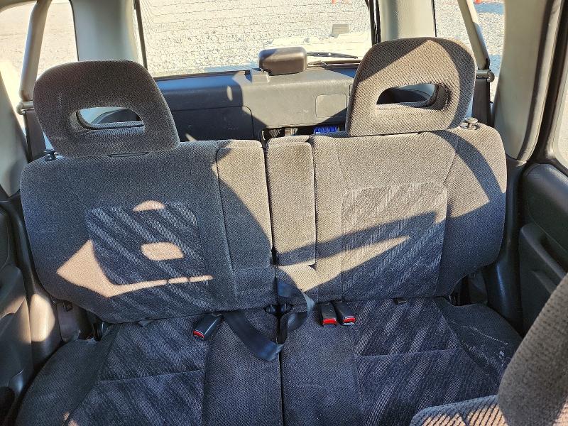 48503006 :رقم المزاد ، JHLRD1864YC018203 vin ، 2000 Honda Cr-v مزاد بيع
