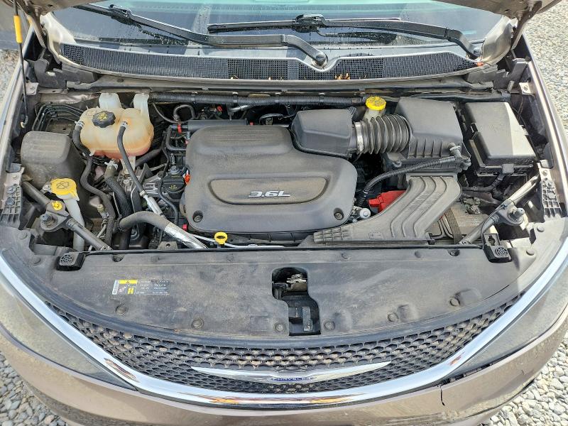 Продаж на аукціоні авто 2017 Chrysler Pacifica, vin: 2C4RC1DGXHR550741, номер лоту: 48915456