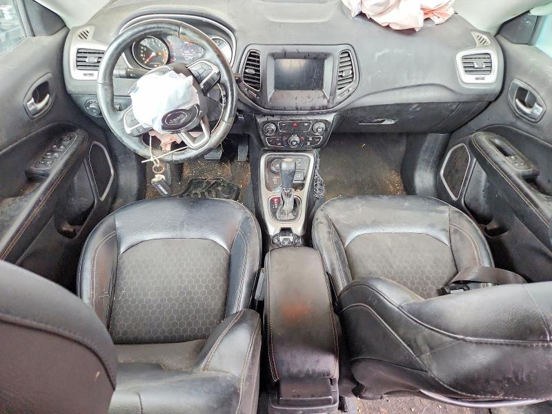 Продаж на аукціоні авто 2018 Jeep Compass 4d, vin: 3C4NJDBB0JT114710, номер лоту: 49758616