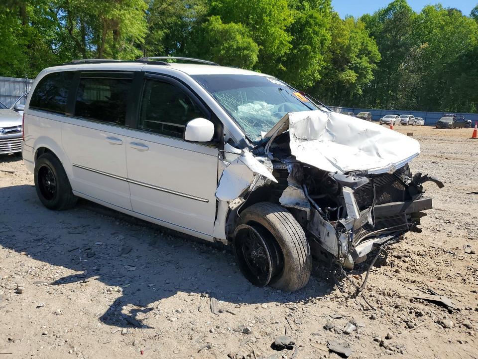 2010 Chrysler Town & Country მანქანა იყიდება აუქციონზე, vin: 2A4RR5D19AR252943, აუქციონის ნომერი: 49827836