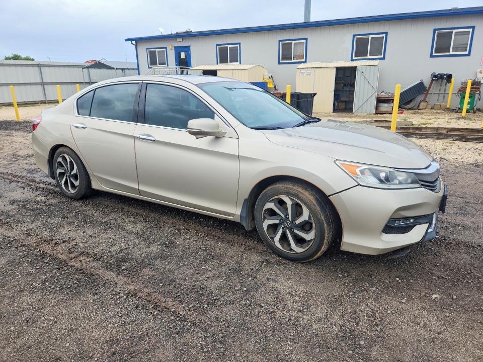 Aukcja sprzedaży 2017 Honda Accord, vin: 1HGCR3F86HA018902, numer aukcji: 49593056