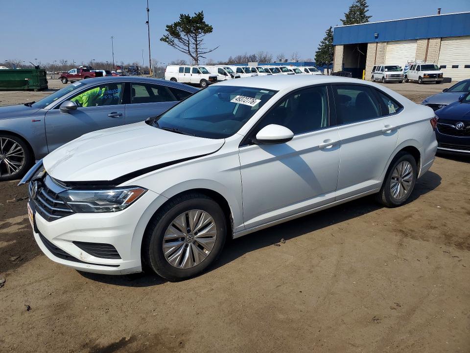 49372776 :رقم المزاد ، 3VWC57BU8KM142259 vin ، 2019 Volkswagen Jetta مزاد بيع