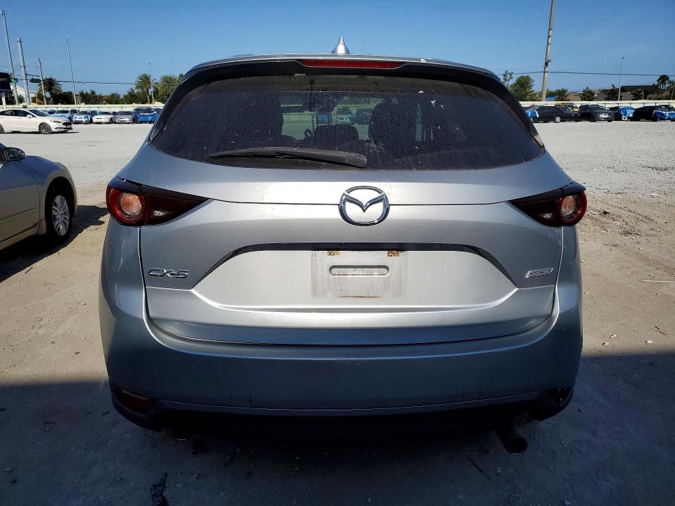 Продаж на аукціоні авто 2018 Mazda Cx-5, vin: JM3KFACM0J0335540, номер лоту: 50334236