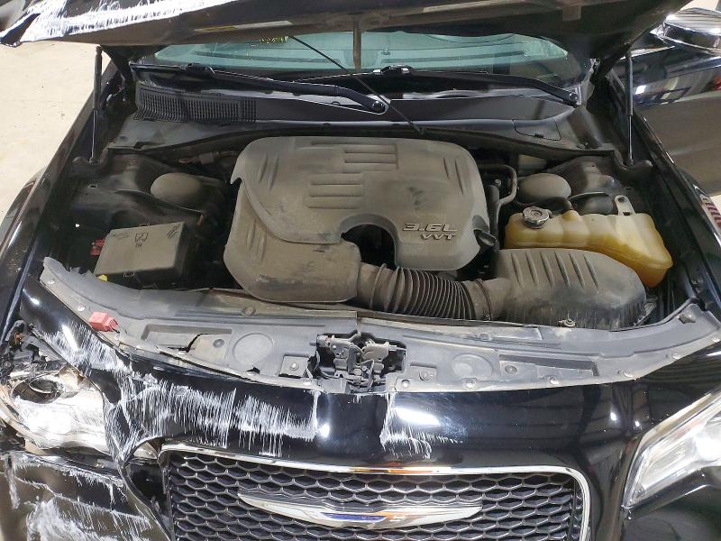 2015 Chrysler 300c მანქანა იყიდება აუქციონზე, vin: 2C3CCAKG5FH798041, აუქციონის ნომერი: 50298706