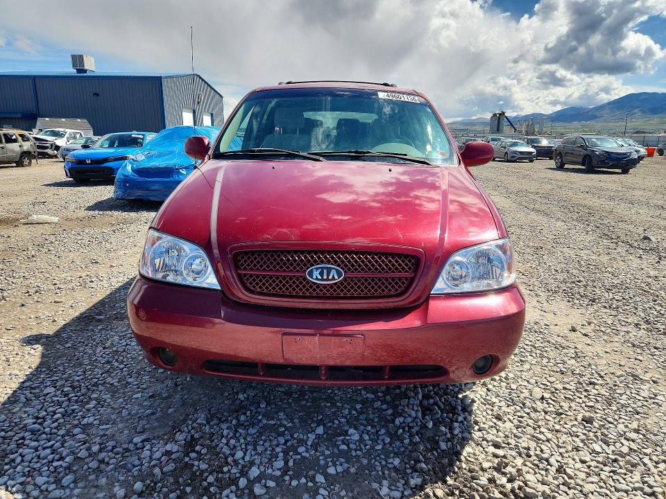 49601136 :رقم المزاد ، KNDUP131546570831 vin ، 2004 Kia Sedona مزاد بيع