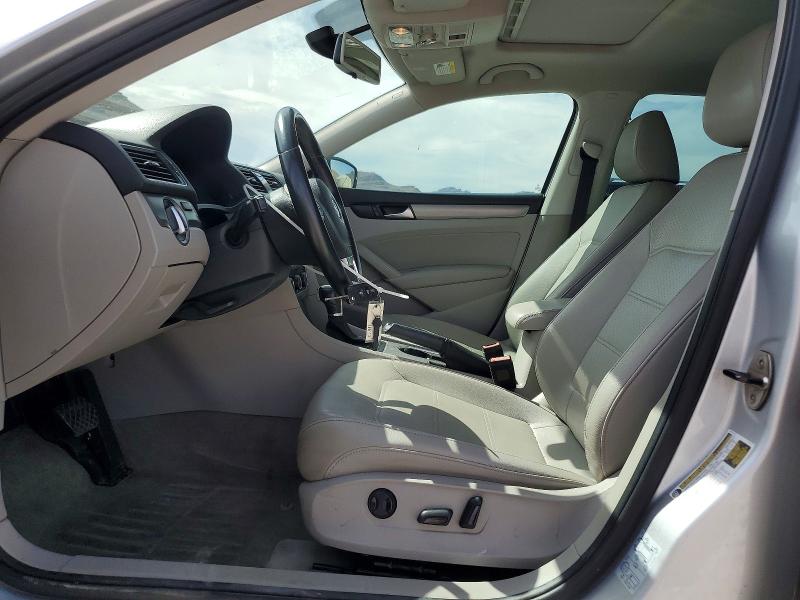 48672156 :رقم المزاد ، 1VWBN7A30EC069446 vin ، 2014 Volkswagen Passat مزاد بيع