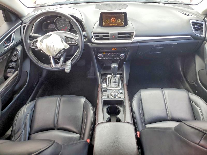 51260446 :رقم المزاد ، 3MZBN1L3XJM203916 vin ، 2018 Mazda 3 مزاد بيع