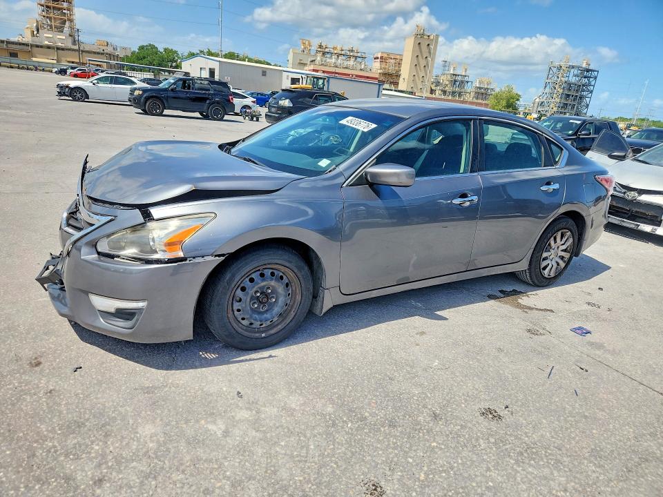 2015 Nissan Altima მანქანა იყიდება აუქციონზე, vin: 1N4AL3AP0FN873354, აუქციონის ნომერი: 49336776