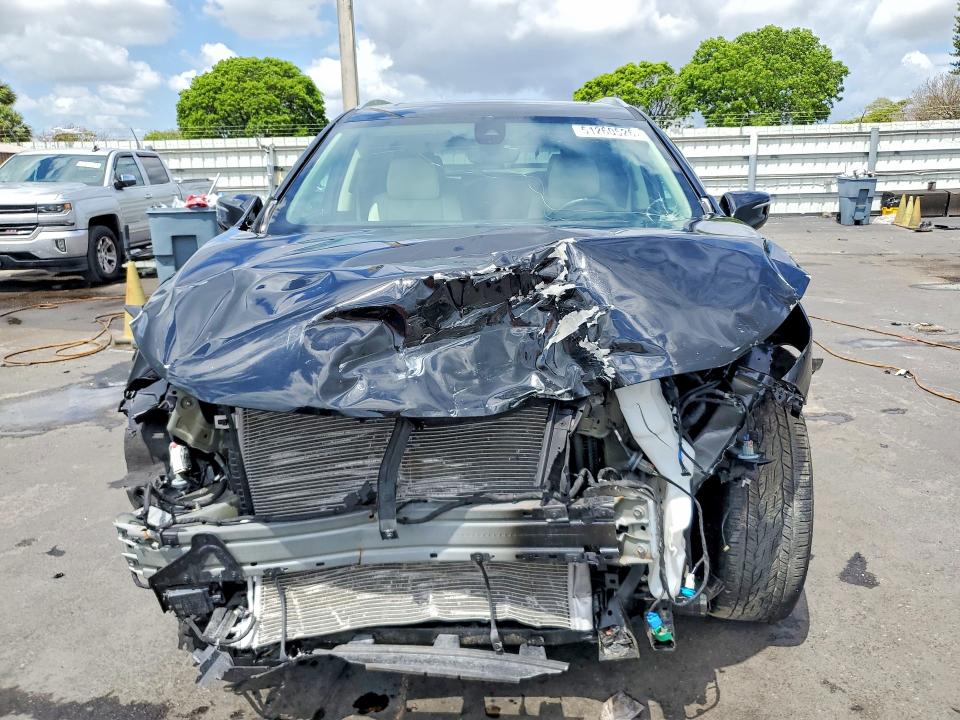 51260526 :رقم المزاد ، 5GAERDKW7NJ185350 vin ، 2022 Buick Enclave مزاد بيع