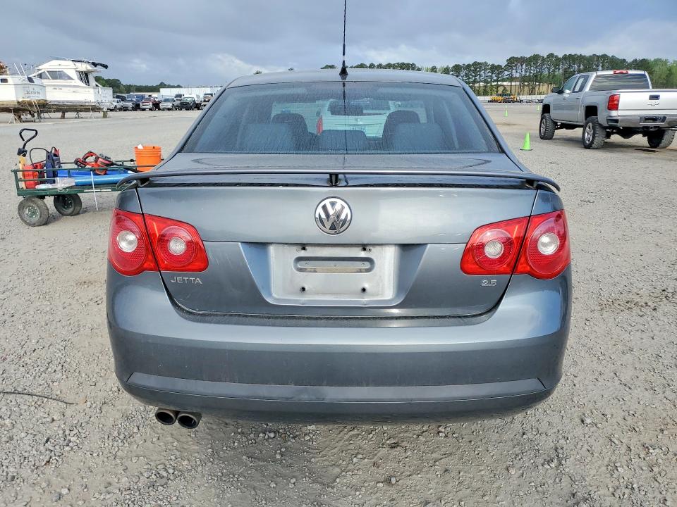 48634336 :رقم المزاد ، 3VWEF71K27M180650 vin ، 2007 Volkswagen Jetta مزاد بيع
