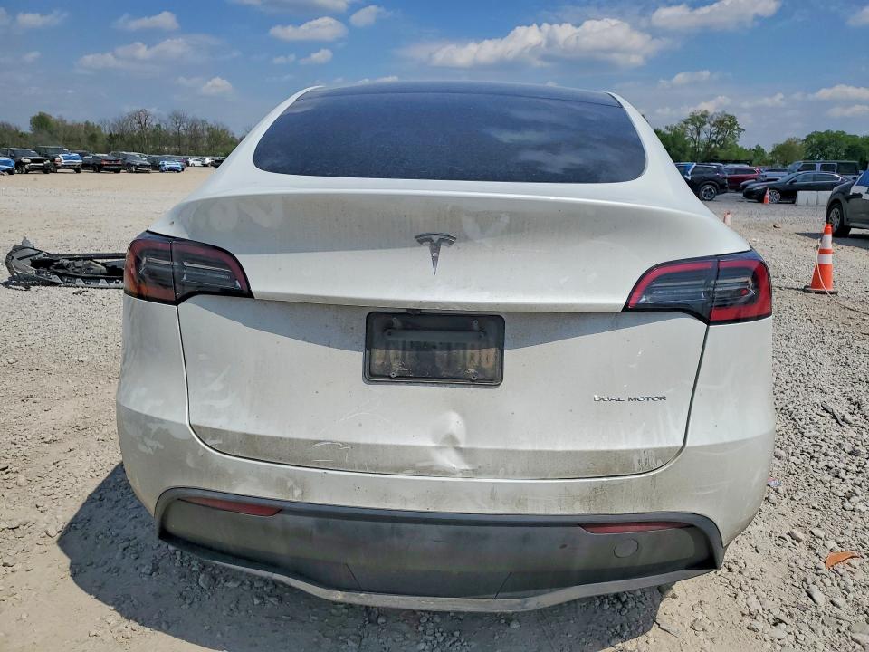 2024 Tesla Model Y მანქანა იყიდება აუქციონზე, vin: 7SAYGDEE0RF036055, აუქციონის ნომერი: 49975666