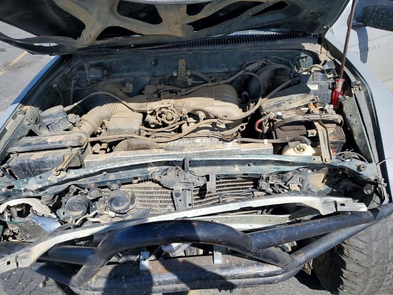 2001 Toyota Tacoma მანქანა იყიდება აუქციონზე, vin: 5TEWN72N11Z747282, აუქციონის ნომერი: 49104466