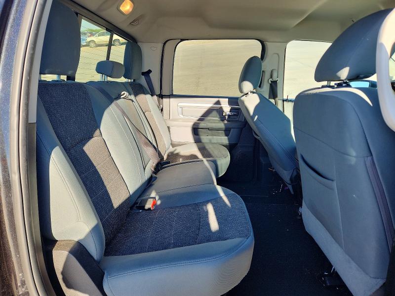 48759226 :رقم المزاد ، 1C6RR6LT1KS574675 vin ، 2019 Ram 1500 Classic مزاد بيع