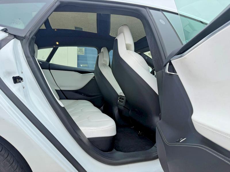 Aukcja sprzedaży 2017 Tesla Model S, vin: 5YJSA1E25HF199047, numer aukcji: 51472046