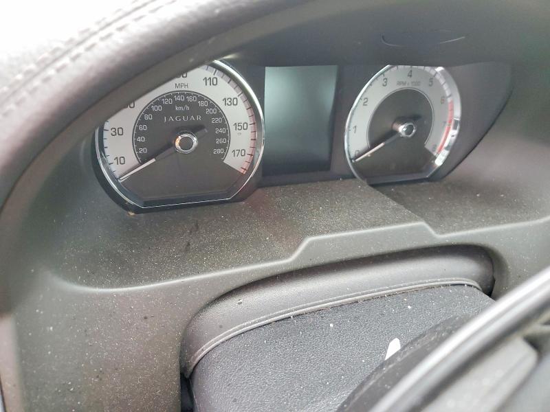 50672756 :رقم المزاد ، SAJWA0FA2AHR59010 vin ، 2010 Jaguar Xf مزاد بيع