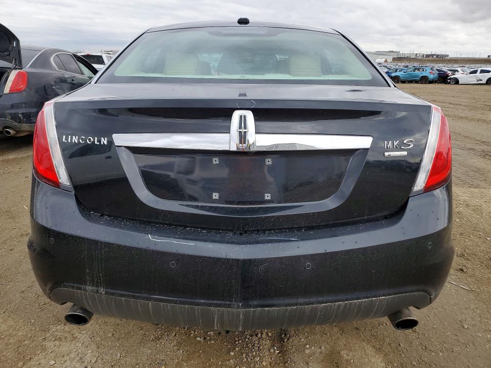46564286 :رقم المزاد ، 1LNHL9FT4BG613728 vin ، 2011 Lincoln Townhouse Mks مزاد بيع