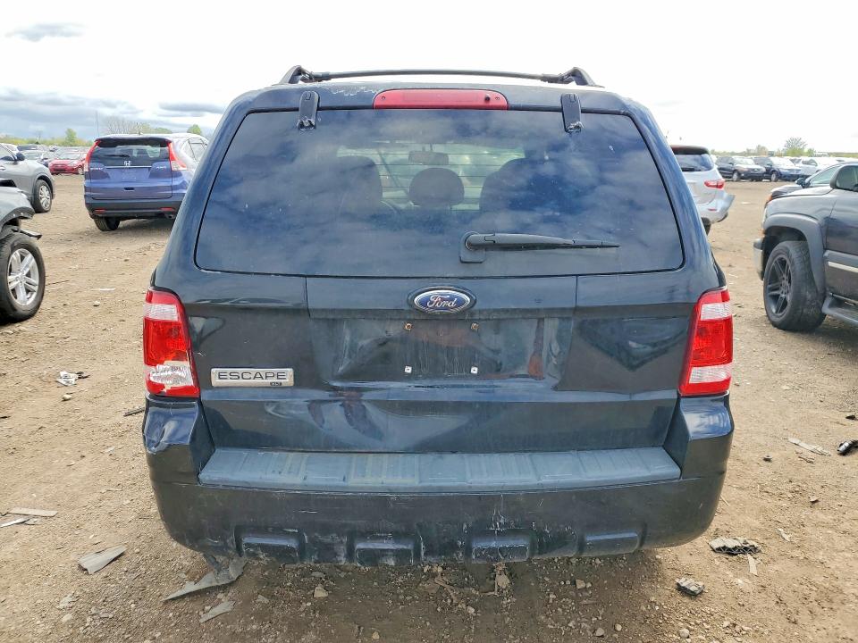 51615976 :رقم المزاد ، 1FMCU03158KC81598 vin ، 2008 Ford Escape مزاد بيع
