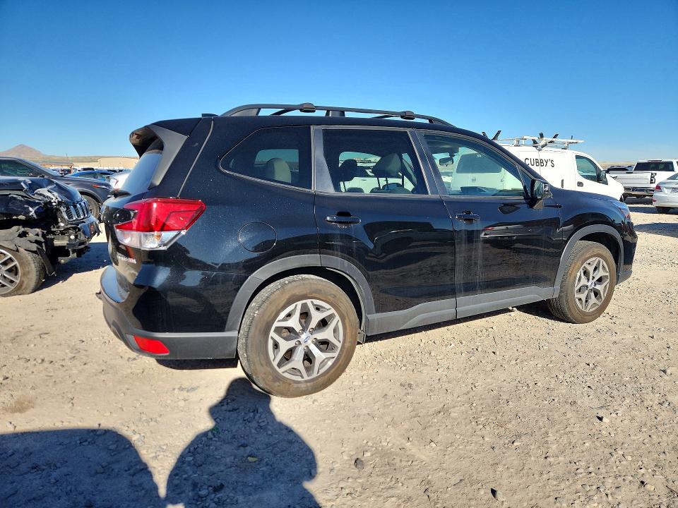 Продаж на аукціоні авто 2021 Subaru Forester, vin: JF2SKAJC8MH438016, номер лоту: 48983946