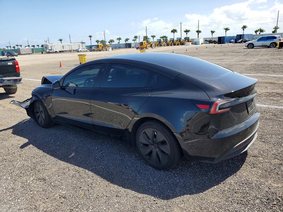 49387976 :رقم المزاد ، 5YJ3E1EA6SF032185 vin ، 2025 Tesla Model 3 مزاد بيع