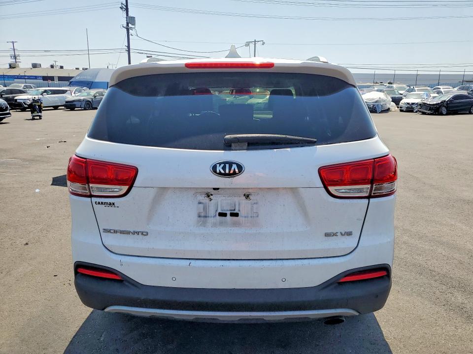 Продажа на аукционе авто 2016 Kia Sorento, vin: 5XYPH4A51GG038933, номер лота: 51901446