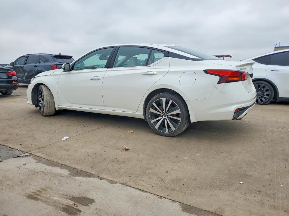 50649676 :رقم المزاد ، 1N4BL4FW1LC128842 vin ، 2020 Nissan Altima مزاد بيع