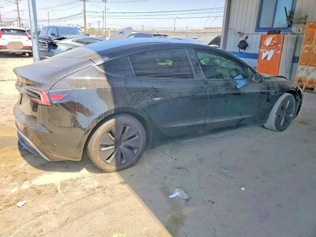 49136836 :رقم المزاد ، 5YJ3E1EA8RF746121 vin ، 2024 Tesla Model 3 مزاد بيع