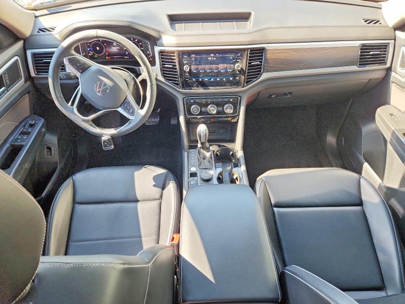 51717866 :رقم المزاد ، 1V2KP2CA5NC523331 vin ، 2022 Volkswagen Atlas مزاد بيع