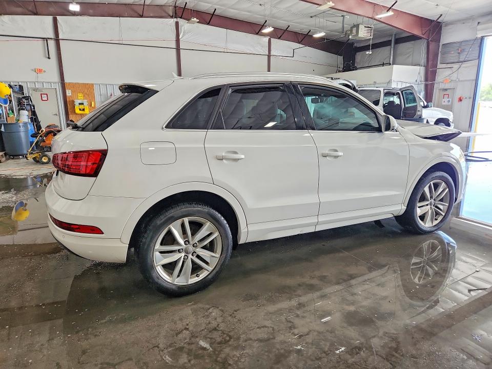 50513426 :رقم المزاد ، WA1BFCFS6GR015054 vin ، 2016 Audi Q3 مزاد بيع