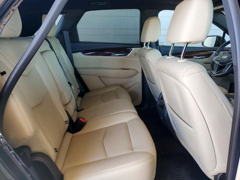 51206246 :رقم المزاد ، 1GYKNDRS0JZ198527 vin ، 2018 Cadillac Xt5 مزاد بيع