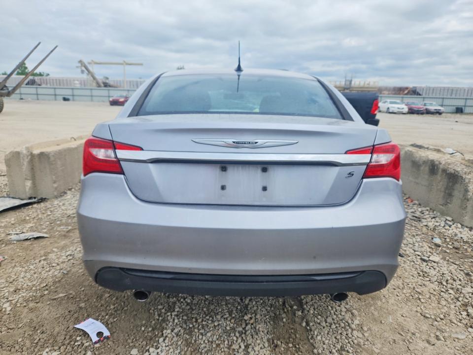 Auction sale of the 2013 Chrysler 200, vin: 1C3CCBCG3DN523695, lot number: 51443226