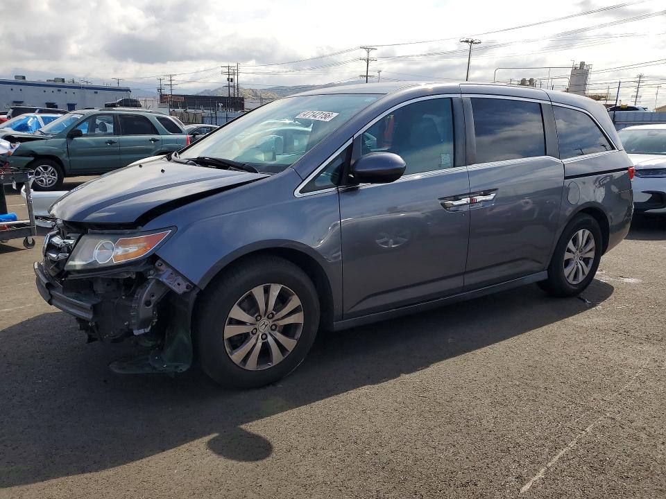 47142156 :رقم المزاد ، 5FNRL5H36GB131939 vin ، 2016 Honda Odyssey مزاد بيع