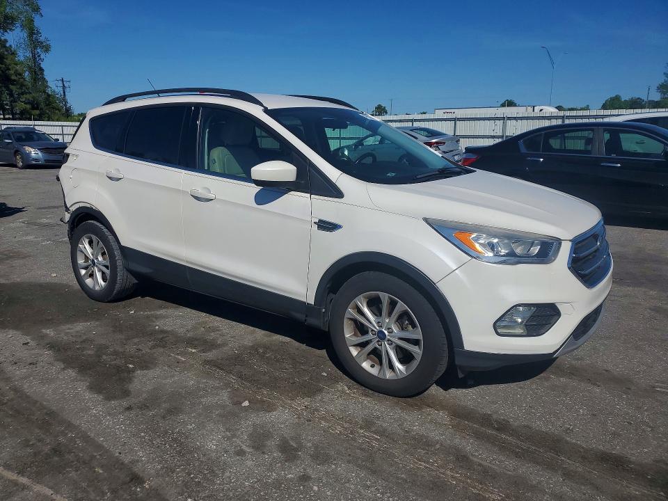 Продаж на аукціоні авто 2017 Ford Escape, vin: 1FMCU0GD1HUA31350, номер лоту: 49628826