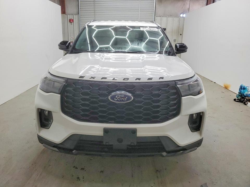 Auction sale of the 2025 Ford Explorer, vin: 1FMUK8KH0SGB62388, lot number: 50467926