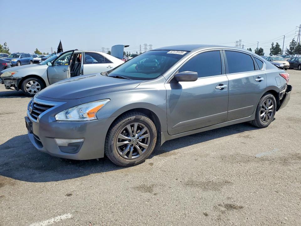 Продаж на аукціоні авто 2015 Nissan Altima, vin: 1N4AL3AP4FN909062, номер лоту: 52179126