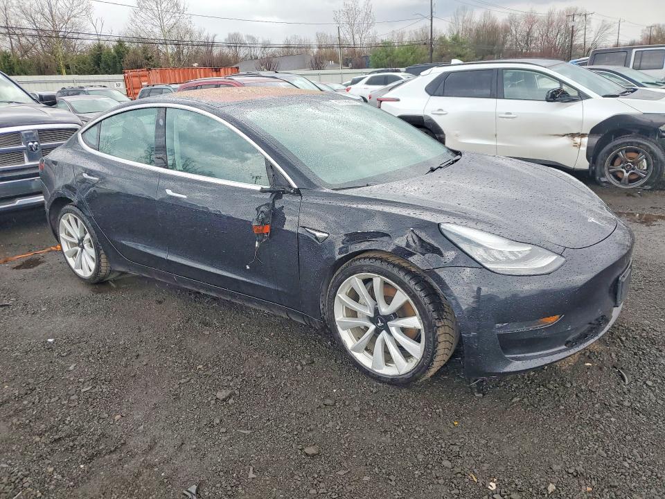 Продаж на аукціоні авто 2018 Tesla Model 3, vin: 5YJ3E1EB2JF071816, номер лоту: 47776816