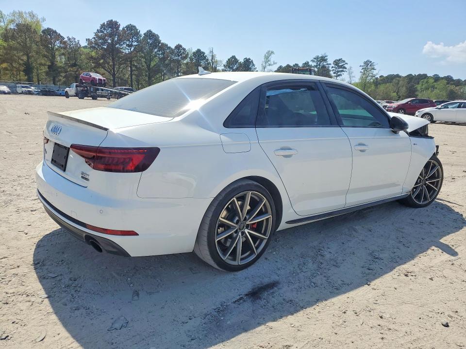 Продажа на аукционе авто 2018 Audi A4, vin: WAUENAF43JA143430, номер лота: 48449006