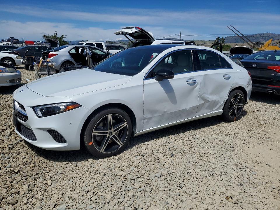 Продажа на аукционе авто 2019 Mercedes-benz A, vin: WDD3G4EB5KW024763, номер лота: 51450296