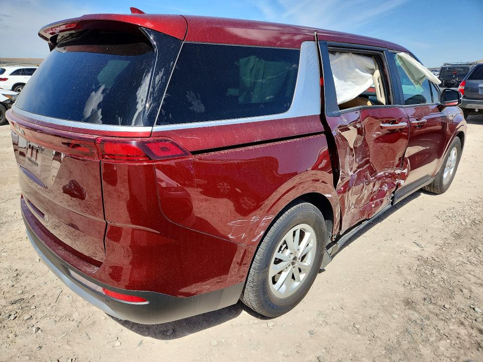 2024 Kia Carnival მანქანა იყიდება აუქციონზე, vin: KNDNB4H31R6322050, აუქციონის ნომერი: 50444556
