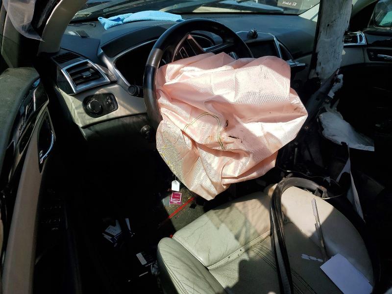 2014 Cadillac Srx მანქანა იყიდება აუქციონზე, vin: 3GYFNEE36ES582594, აუქციონის ნომერი: 79768245