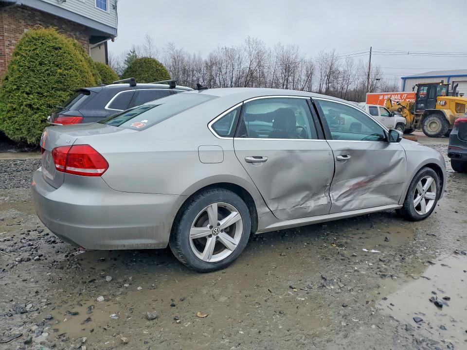 Продаж на аукціоні авто 2013 Volkswagen Passat, vin: 1VWBP7A34DC093497, номер лоту: 47816336