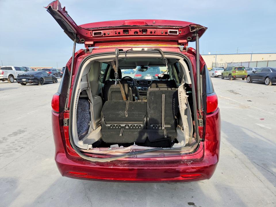 49924046 :رقم المزاد ، 2C4RC1CG7PR511525 vin ، 2023 Chrysler Voyager مزاد بيع