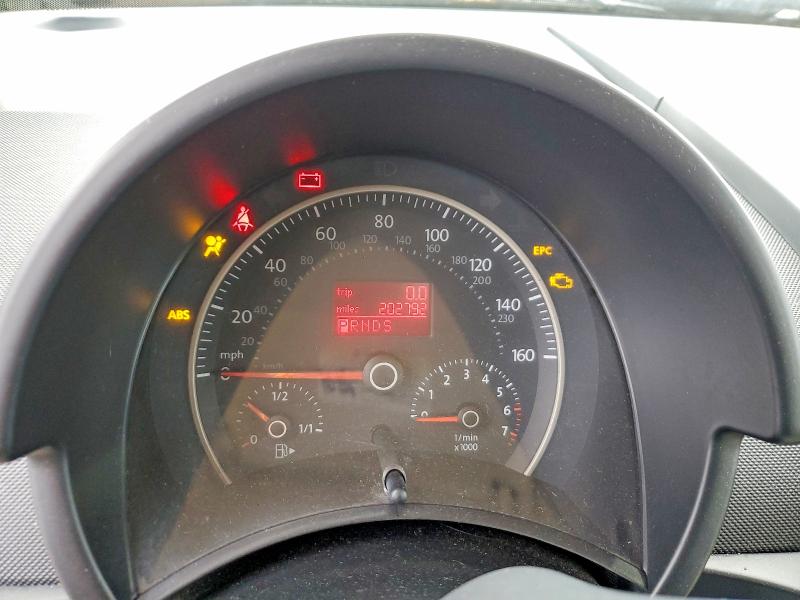 Aukcja sprzedaży 2010 Volkswagen New Beetle, vin: 3VWPW3AG3AM022712, numer aukcji: 50763156