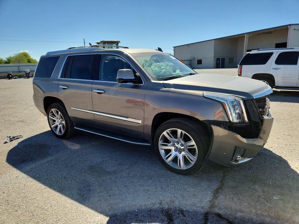 2017 Cadillac Escalade მანქანა იყიდება აუქციონზე, vin: 1GYS4BKJ5HR219584, აუქციონის ნომერი: 49118796