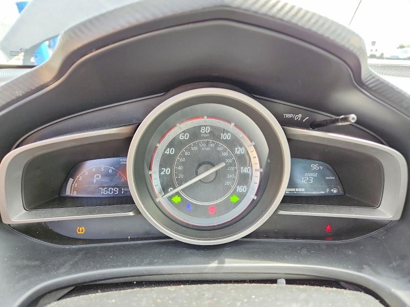 50163246 :رقم المزاد ، 3MZBM1U73FM235814 vin ، 2015 Mazda 3 مزاد بيع