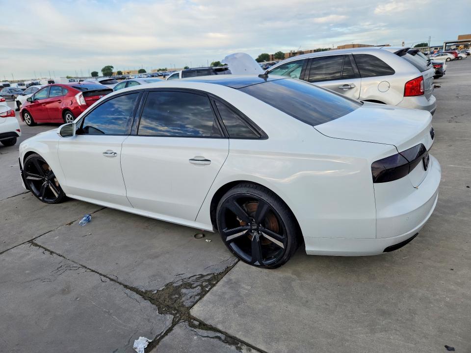 Продаж на аукціоні авто 2017 Audi A8, vin: WAU43AFD3HN016133, номер лоту: 49066356